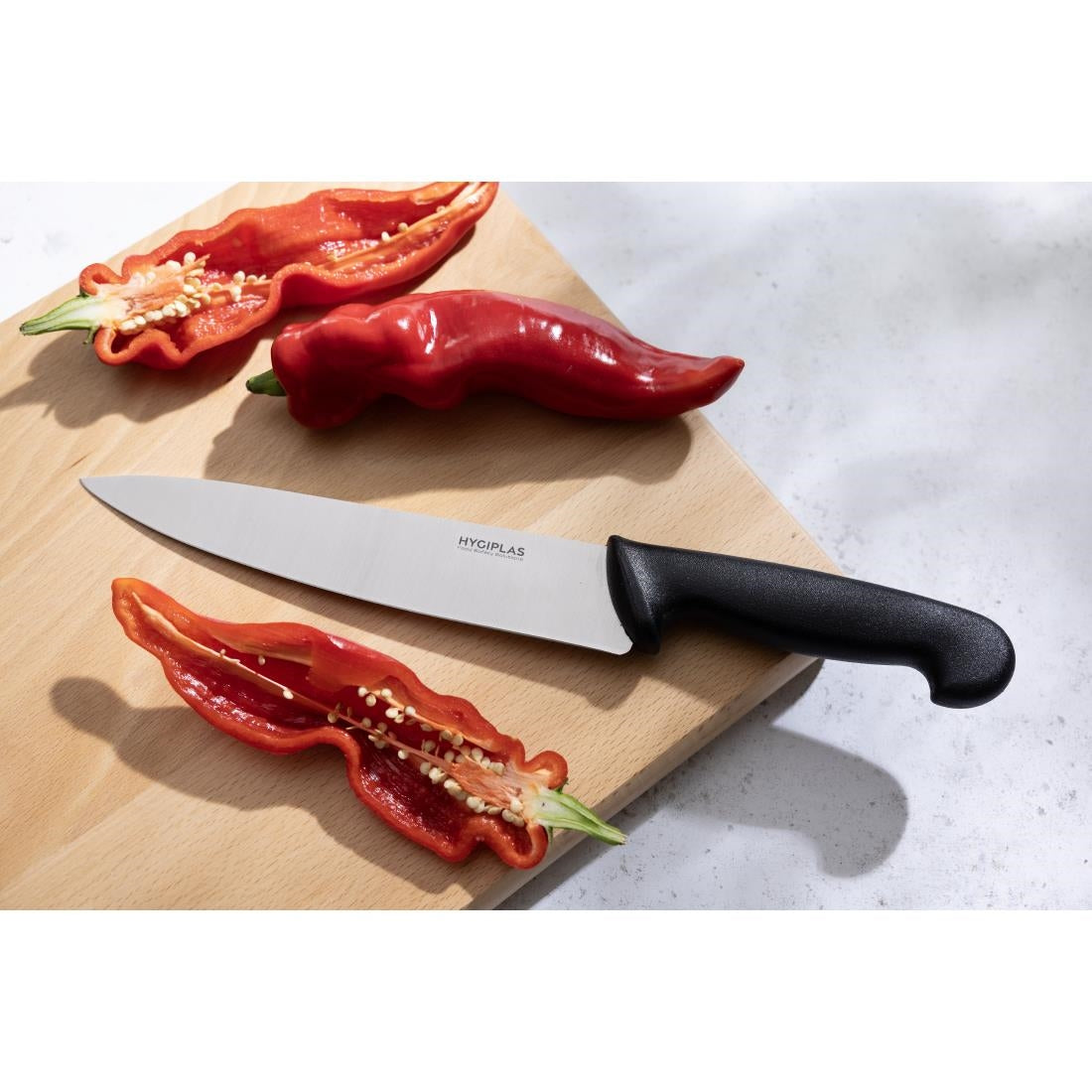 Hygiplas Chefs Knife Black 218mm • PAS-C265