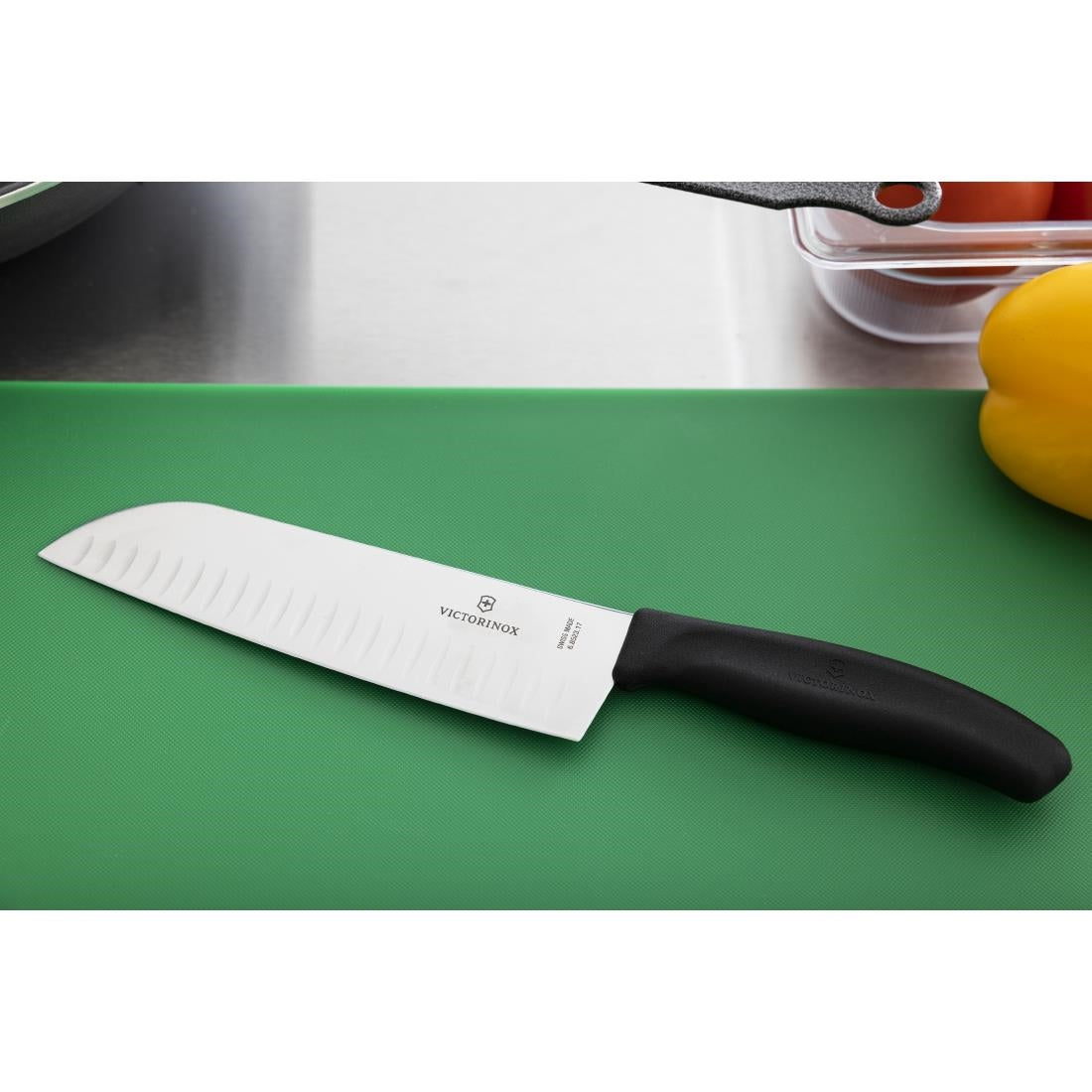 Victorinox Santoku Knife Black Scalloped Edge 171mm • PAS-D828