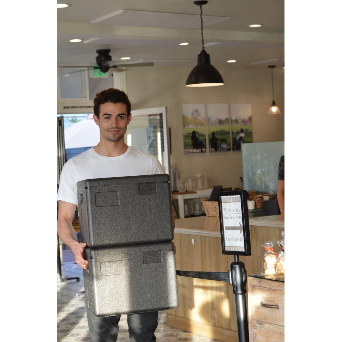 Cambro GOBOX EPP280 Top Loading GN Pan Carrier for 1/2 x 200mm Pans - Black • PAS-DW571