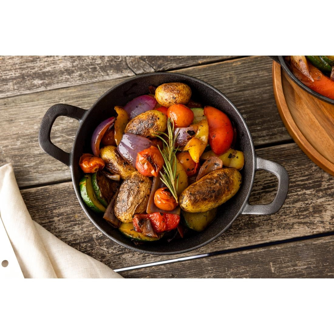 Olympia Round Cast Iron Eared Dish • PAS-GJ554