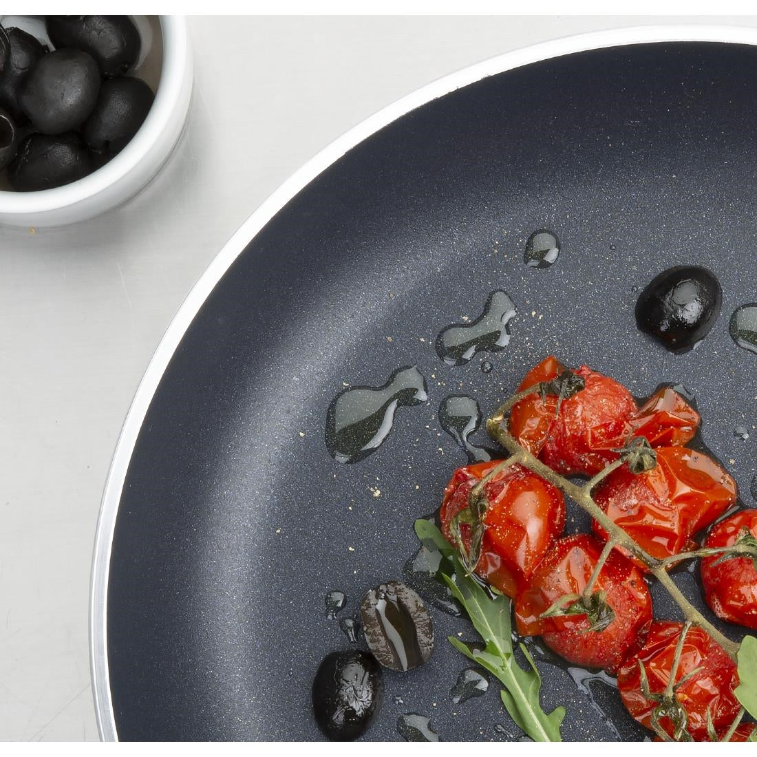 Vogue Aluminium Non-Stick Teflon Frying Pan 400mm • PAS-HT976