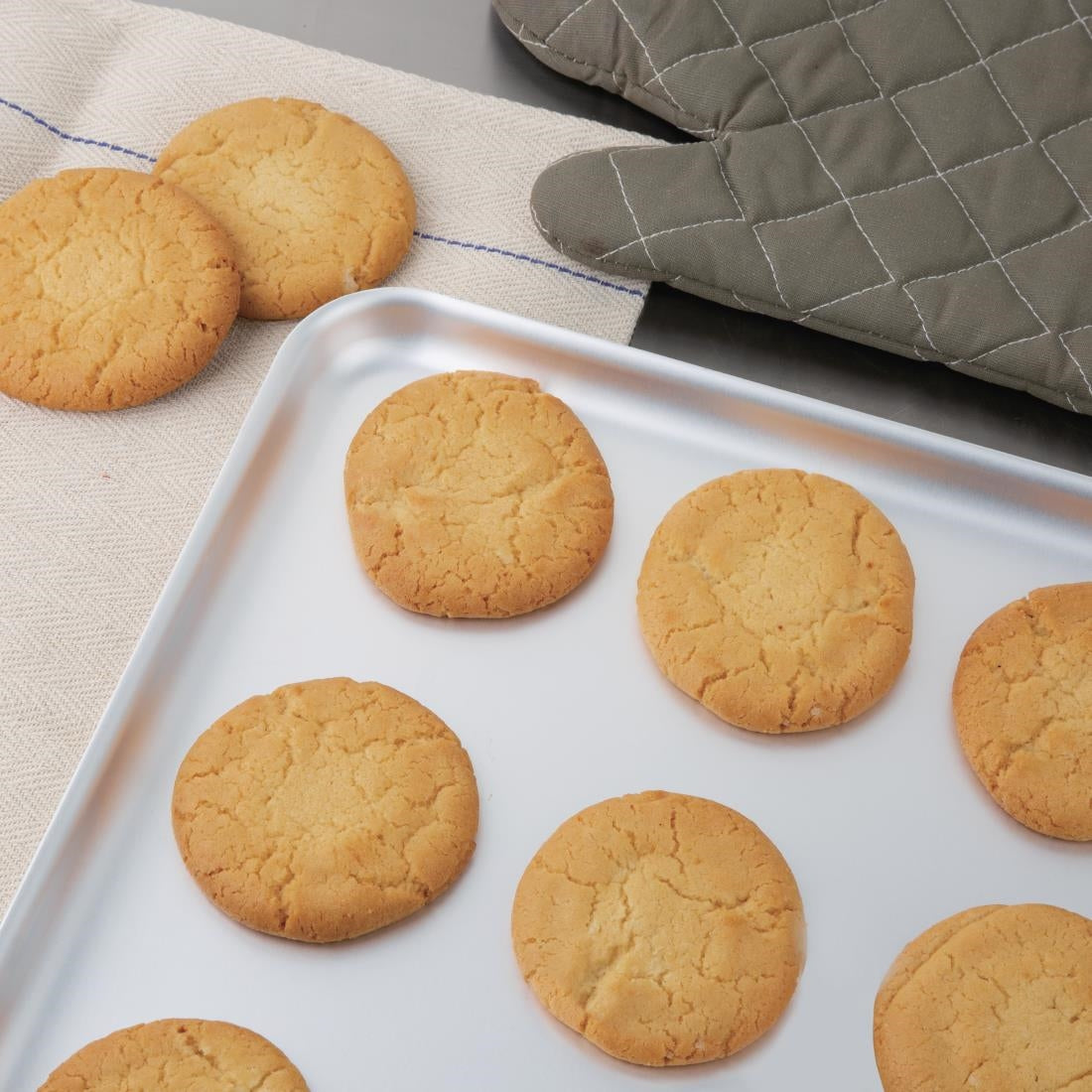 Vogue Aluminium Baking Tray 470x356mm • PAS-K445