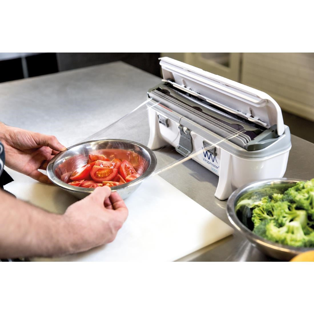 Wrapmaster Cling Wrap Refills 300mx305mm (3 Pack) (Pack quantity: 3 Rolls | 305(W)mm x 300(L)mm) • PAS-M809