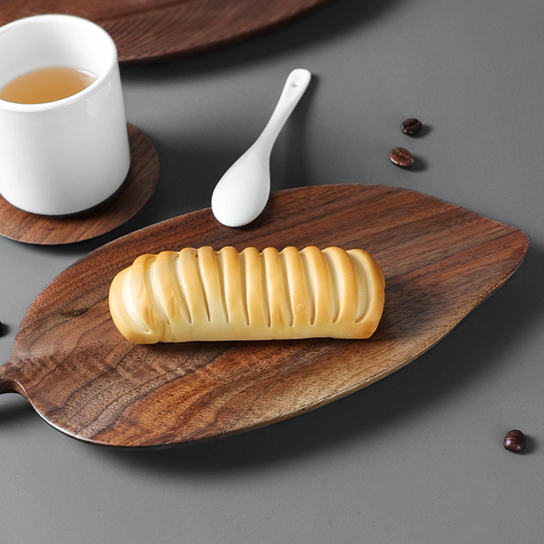 SOGA Set of 2 Walnut Leaf Shape Wooden Tray Food Charcuterie Serving Board Paddle Centerpiece Home Decor • LUZ-WodC212