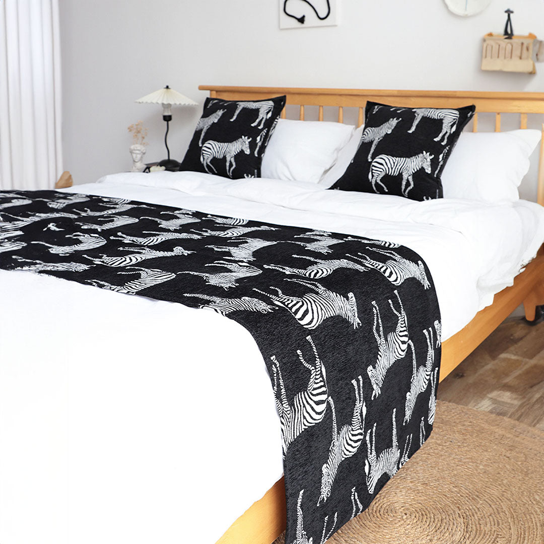 SOGA 1.5m Bed Light Luxury Black Zebra Vintage Bed Scarf Runner Bedding Tail Pad Flag For Home Hotel Set of 3 • LUZ-BedFlagS78