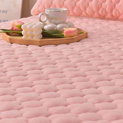 SOGA 2X Pink 183cm Wide Mattress Cover Thick Quilted Fleece Stretchable Clover Design Bed Spread Sheet Protector with Pillow Covers • LUZ-BCover7008X2