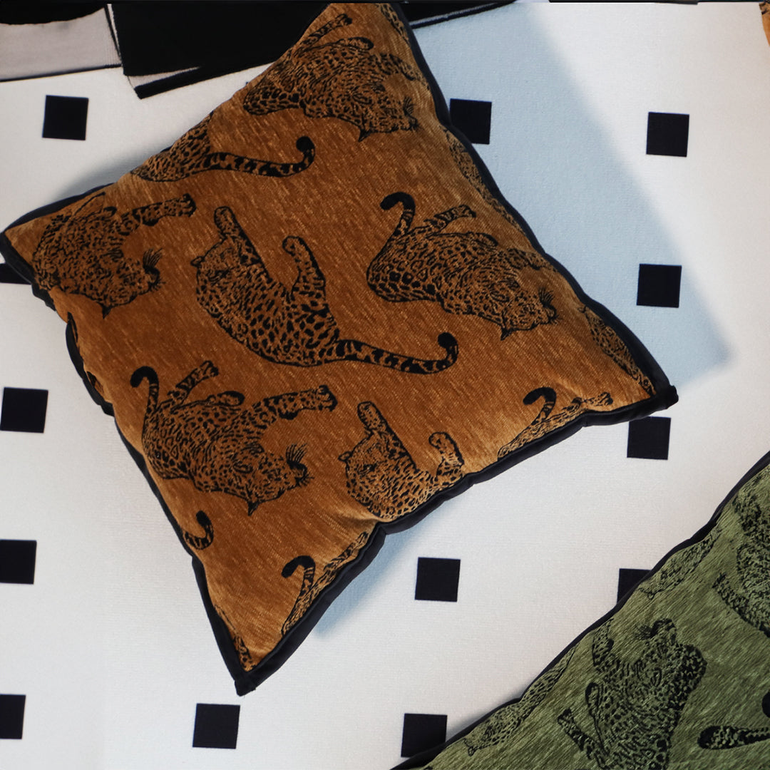 SOGA 45cm Throw Pillow Dark Brown Leopard Square Retro Decorative Cushion for Living Room • LUZ-FrenchCushion299
