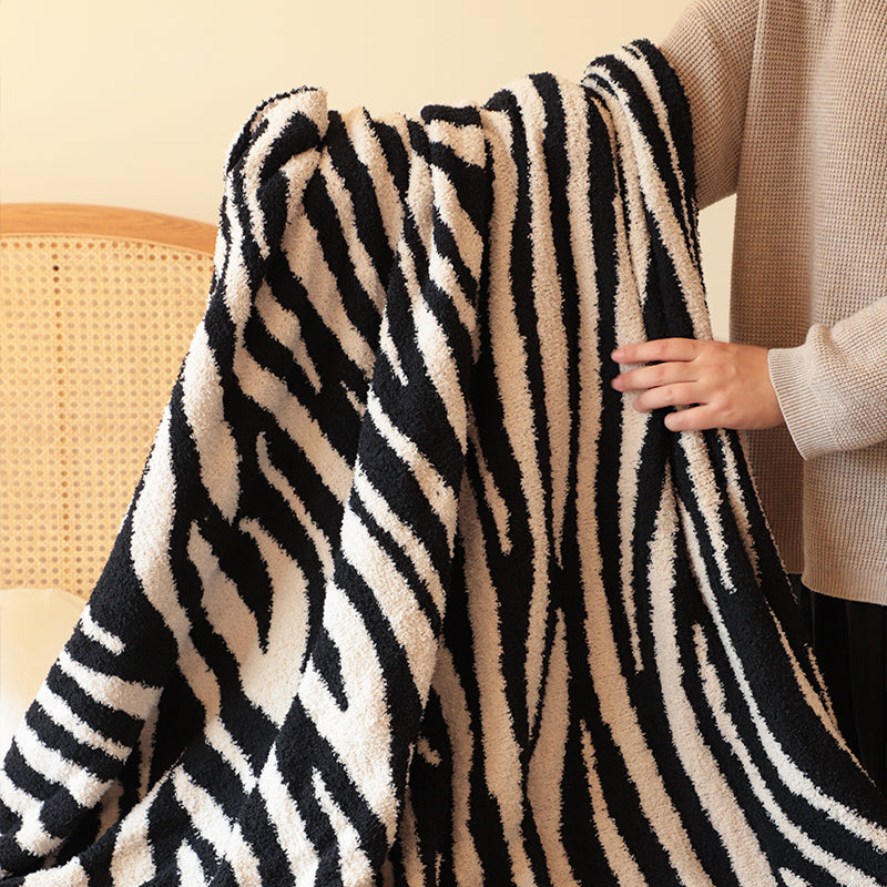 SOGA 130x170cm Throw Blanket Black and White Soft Zebra Print Half Fleece Casual Stylish Cozy • LUZ-Blanket931