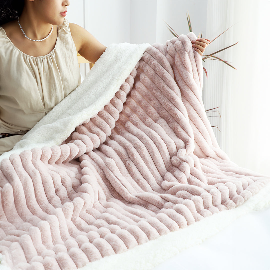 SOGA 150x200cm Throw Blanket Bean Paste Pink Premium Milk Velvet Luxuriously Soft Cozy Bedding • LUZ-BlanketFur350