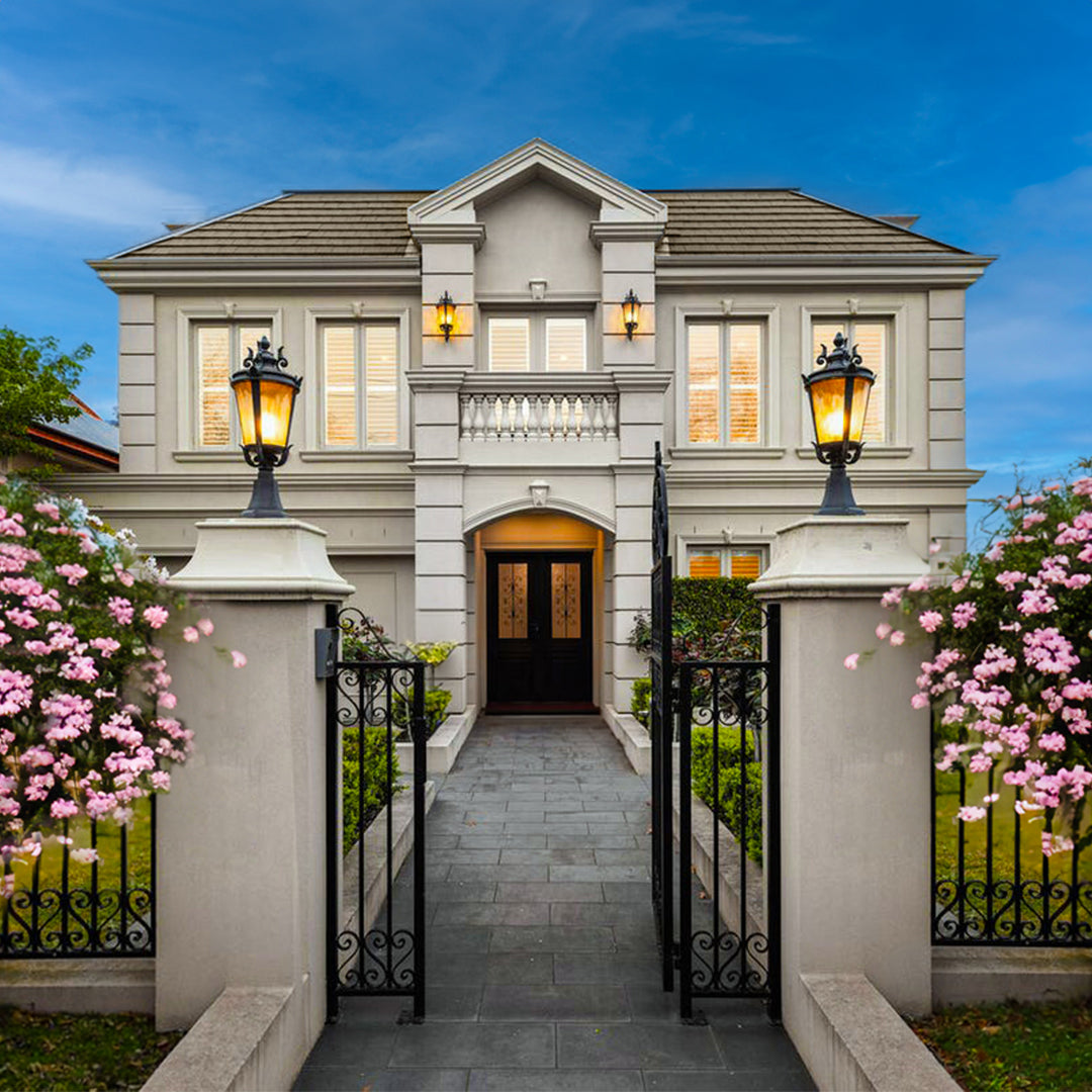 Vintage Lantern 4X 70cm Aluminum & Glass Wall Light Classic Lantern Design Elegant Outdoor Antique Inspired Wall Lamp • LUZ-Lamp58499MedX4