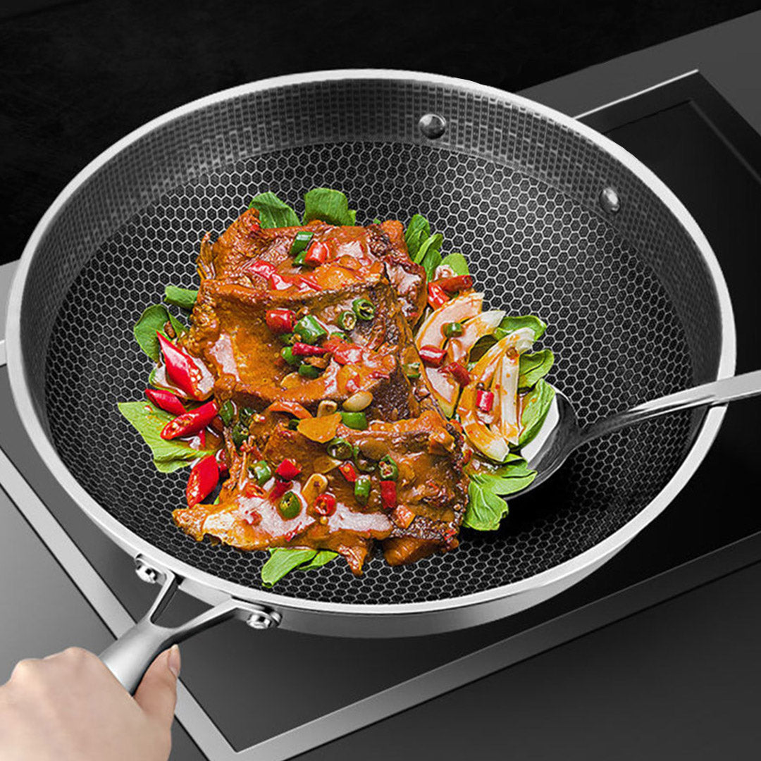 SOGA 34cm Stainless Steel Tri-Ply Frying Cooking Fry Pan Textured Non Stick Skillet with Glass Lid and Helper Handle • LUZ-FryPanTRIFPYZ34