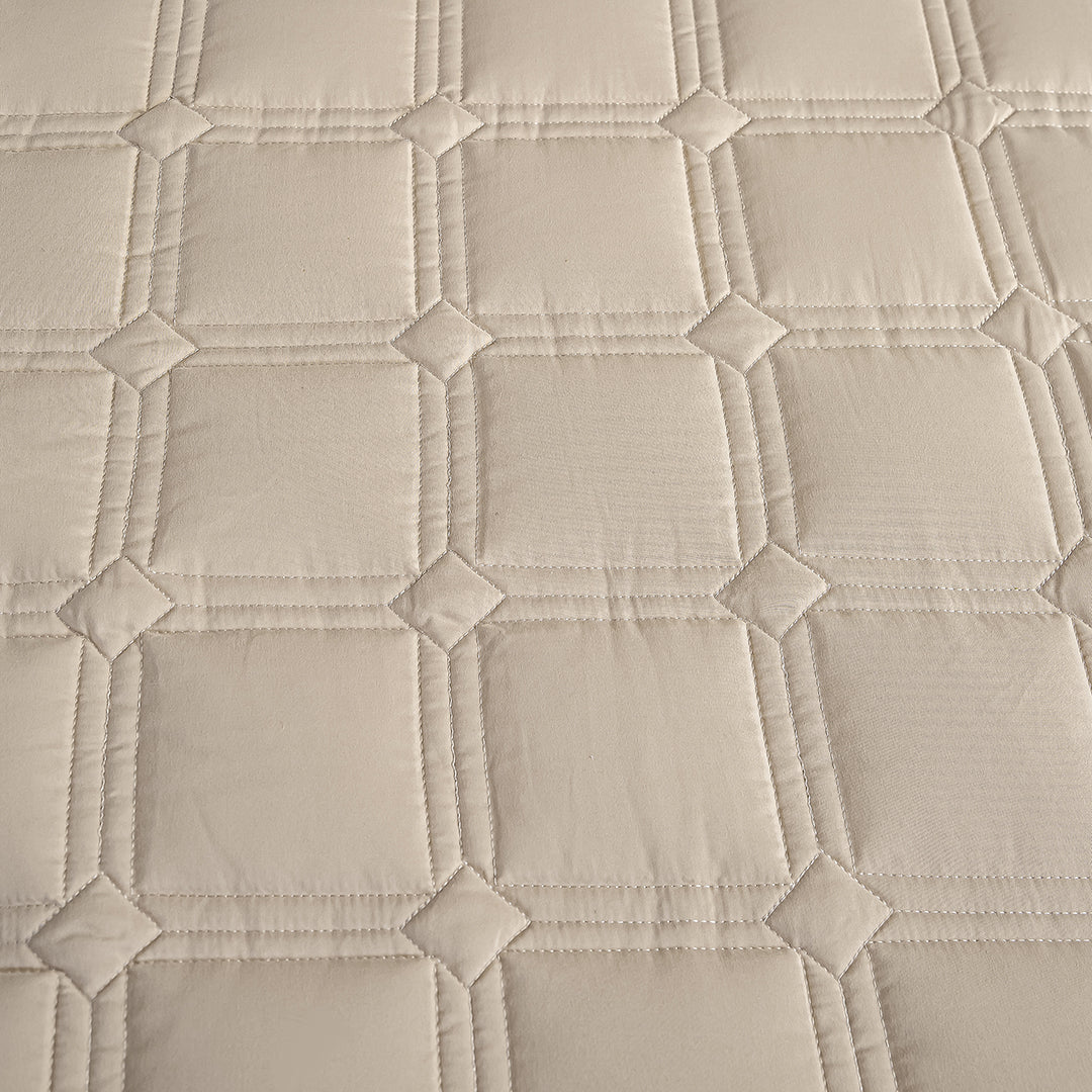 SOGA Beige 183cm Wide Mattress Cover Thick Quilted Stretchable Bed Spread Sheet Protector with Pillow Covers • LUZ-BCover4002
