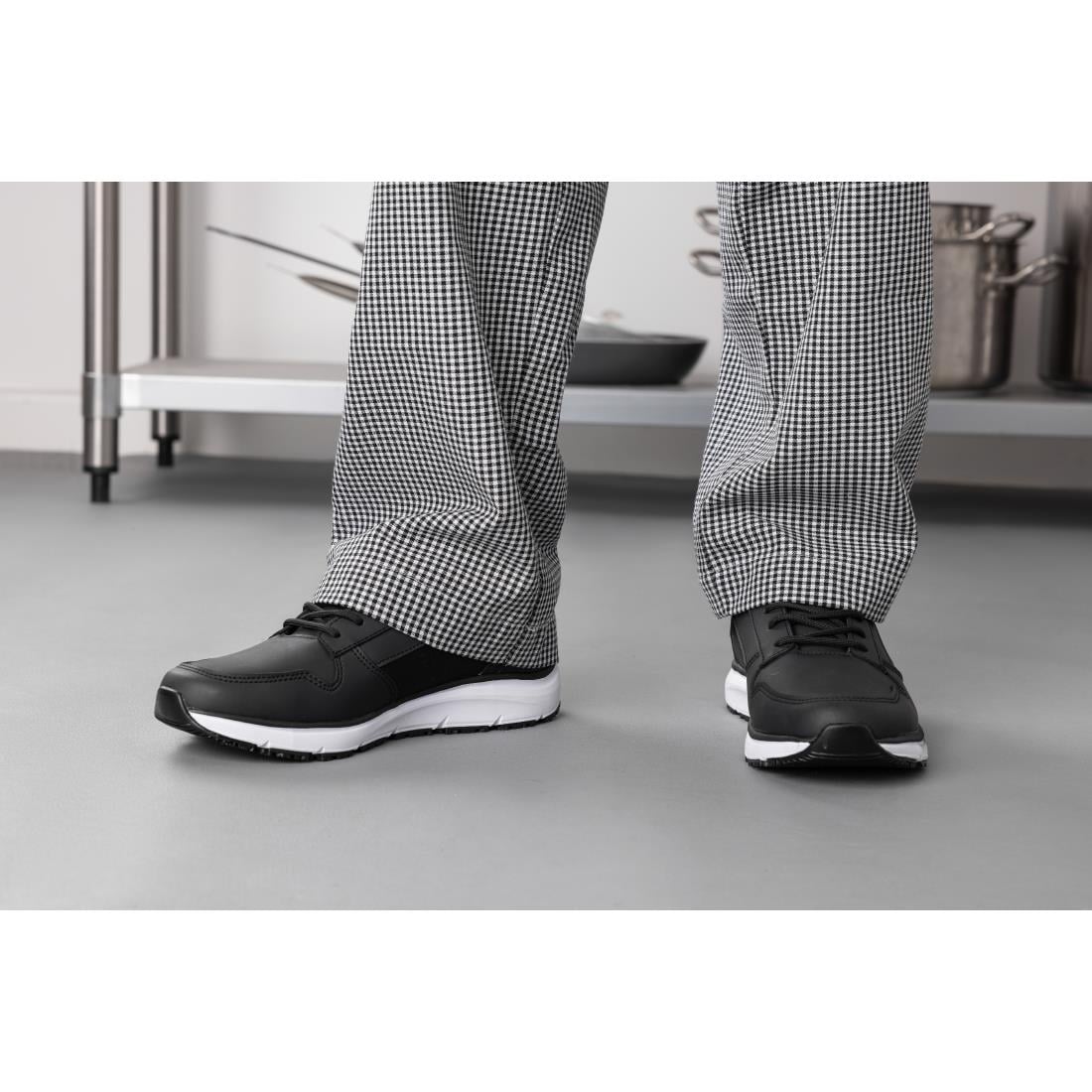 Slipbuster Veso Trainers Black 40 • PAS-BA179-40