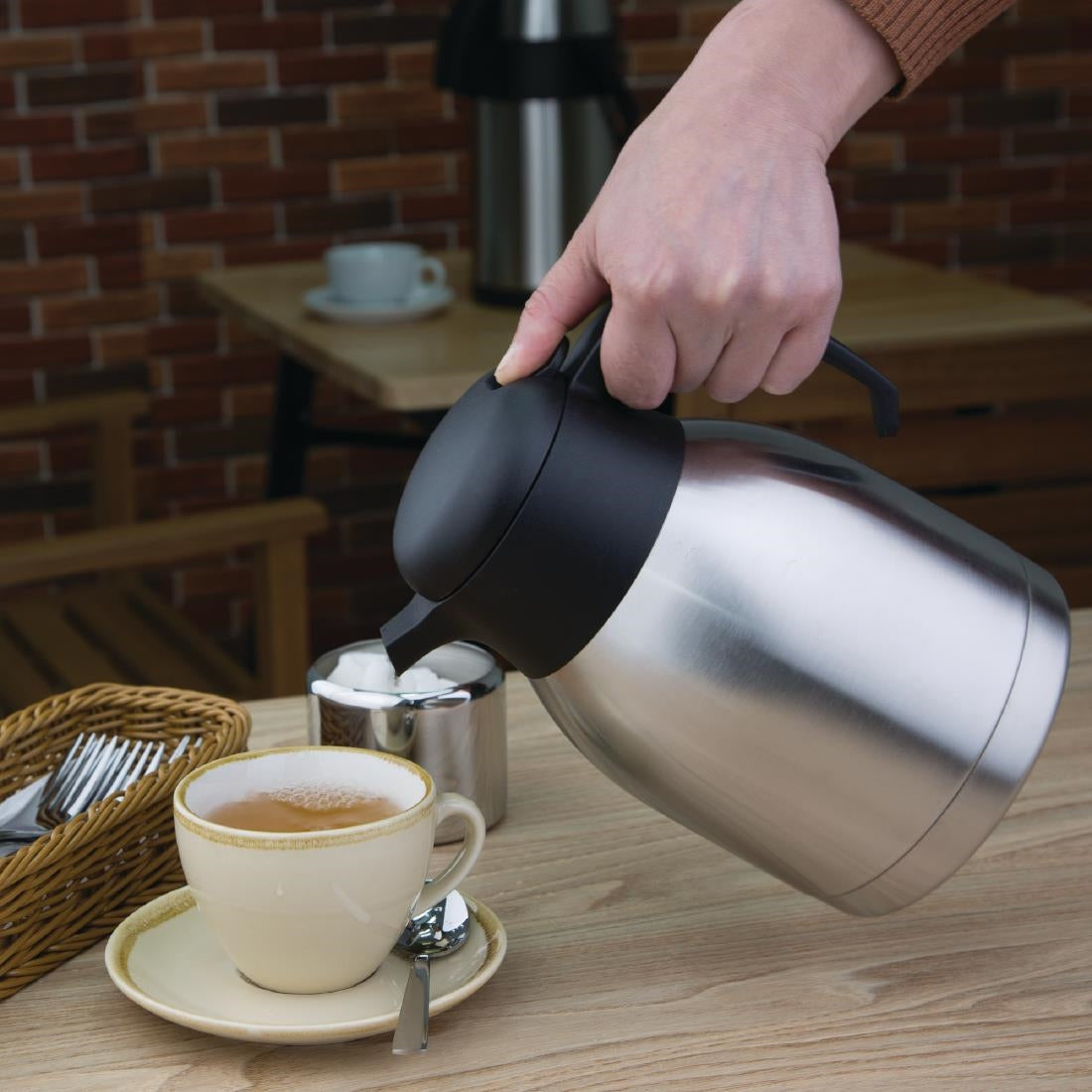 Olympia Vacuum Jug 1.5Ltr • PAS-C092