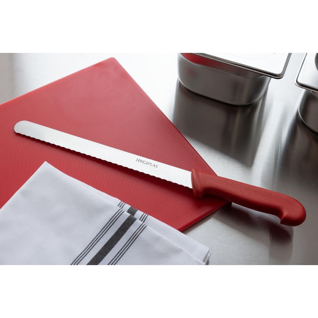 Hygiplas Serrated Slicer Red 150mm • PAS-C897