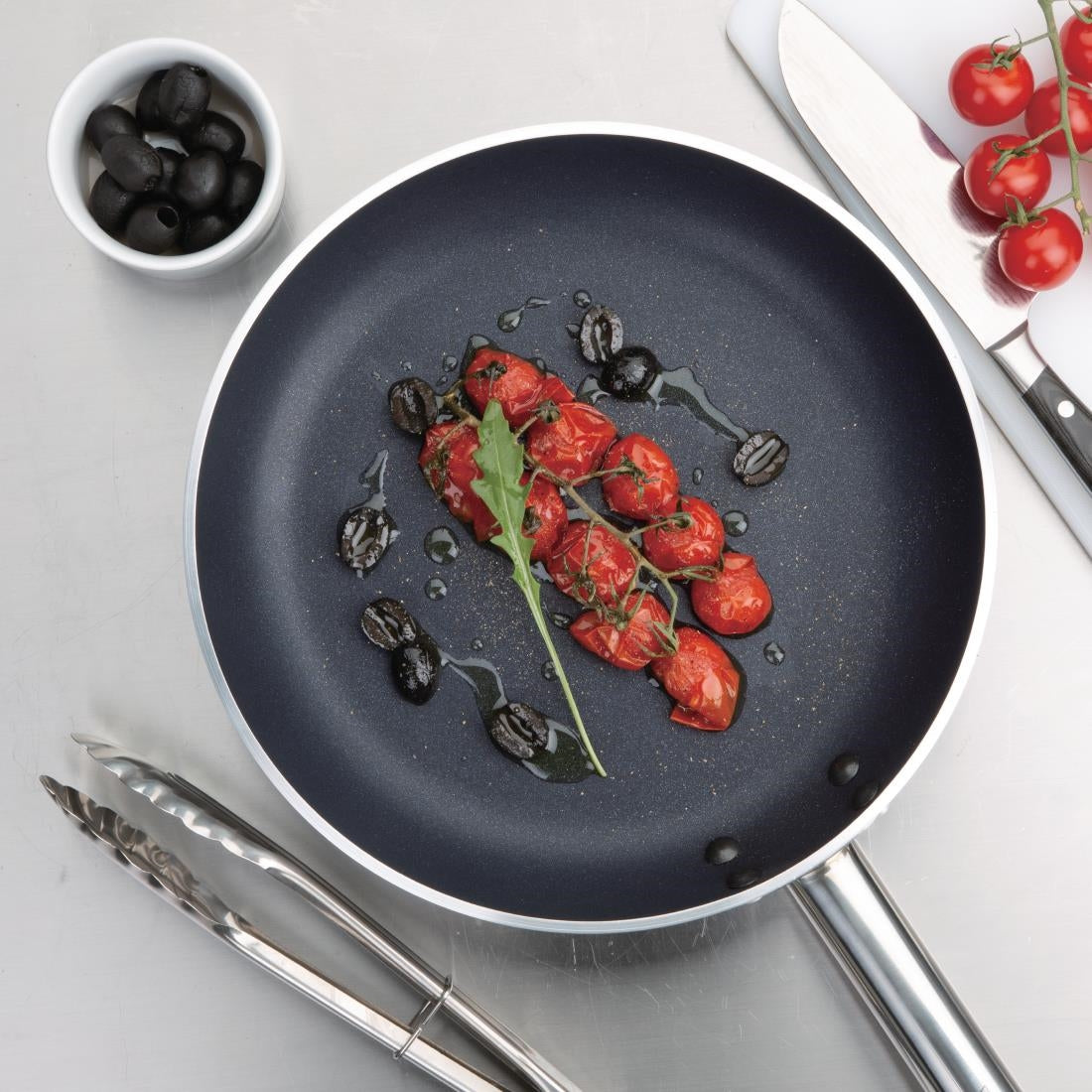 Vogue Aluminium Non-Stick Teflon Induction Frying Pan 271mm • PAS-CB902