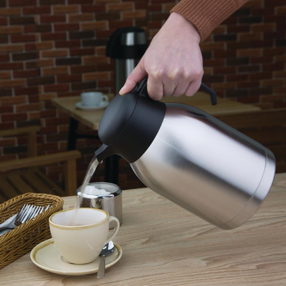 Olympia Vacuum Jug - 2Ltr • PAS-CE227