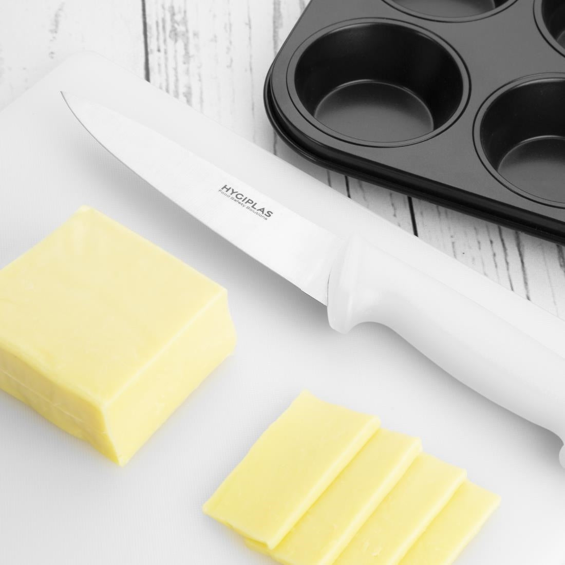Hygiplas High Density Antibacterial Chopping Boards 450x300x10mm (7 Pack) (450(L)x300(W)x10(H)mm | LDPE) • PAS-CH045