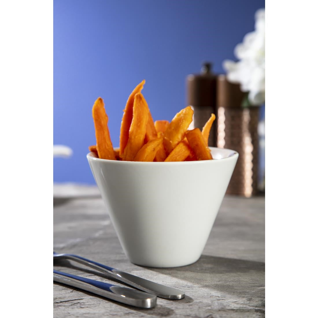 Olympia Whiteware Conical Ramekin White - 325ml 10.98fl oz (6 Pack) (110(Ø)mm / 4.25". 325ml / 10½oz. Pack Quantity: 6) • PAS-CM165