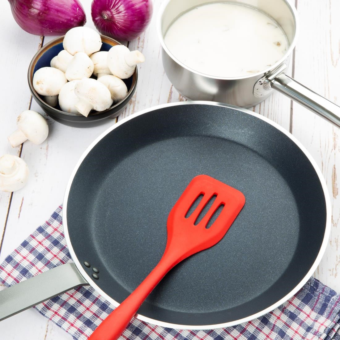 Vogue Platinum Plus Anodised Aluminium Non-Stick Teflon Crepe Pan 30cm • PAS-HT960