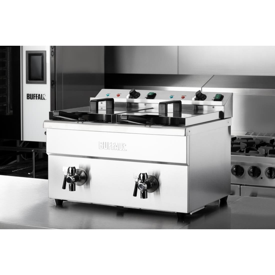 Apuro Twin Tank Induction Fryer - 2x7.5Ltr - 2x3kW (2x3kW. Oil Capacity 2x 7.5Ltr) • PAS-CT012-A