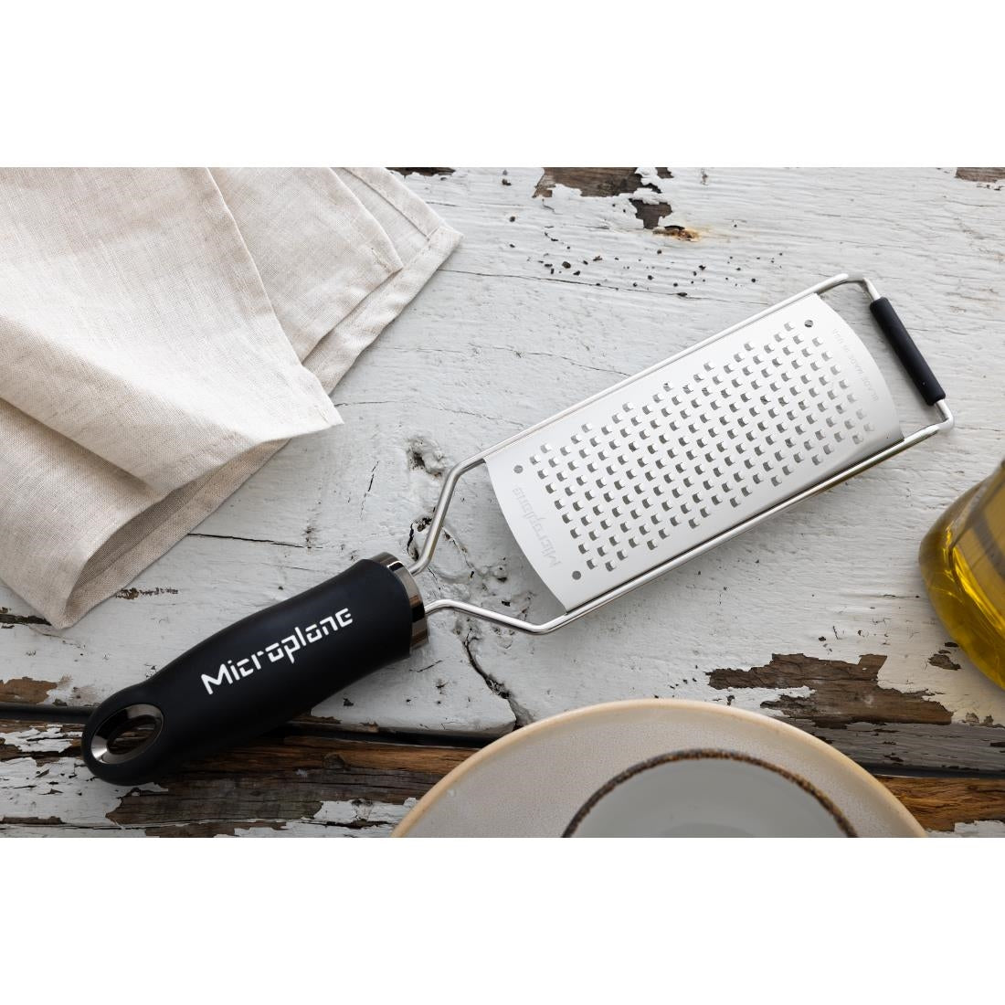 Microplane Gourmet Coarse Grater • PAS-DA410
