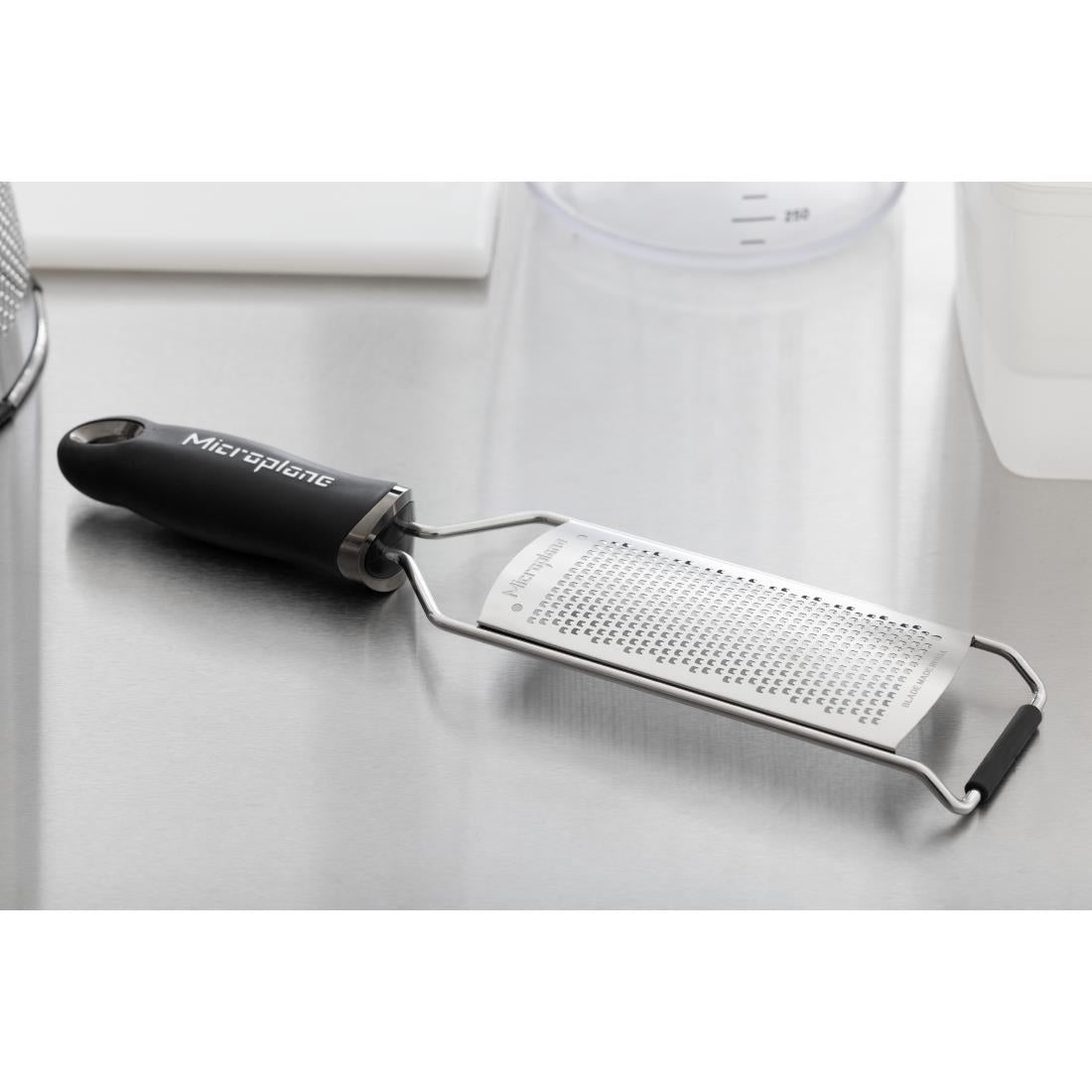 Microplane Gourmet Fine Grater • PAS-DA412