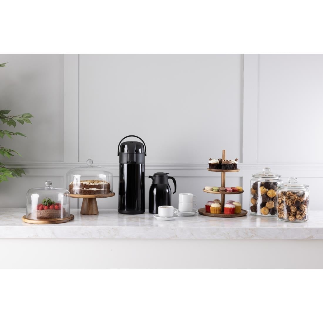 Olympia Vacuum Jug Black 2Ltr • PAS-DM184