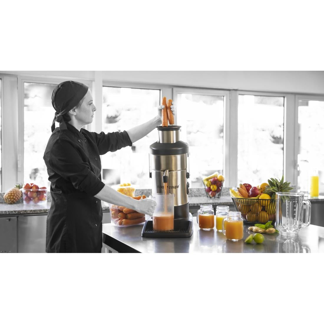 Robot Coupe J 80 Automatic Juice Extractor • PAS-DN582