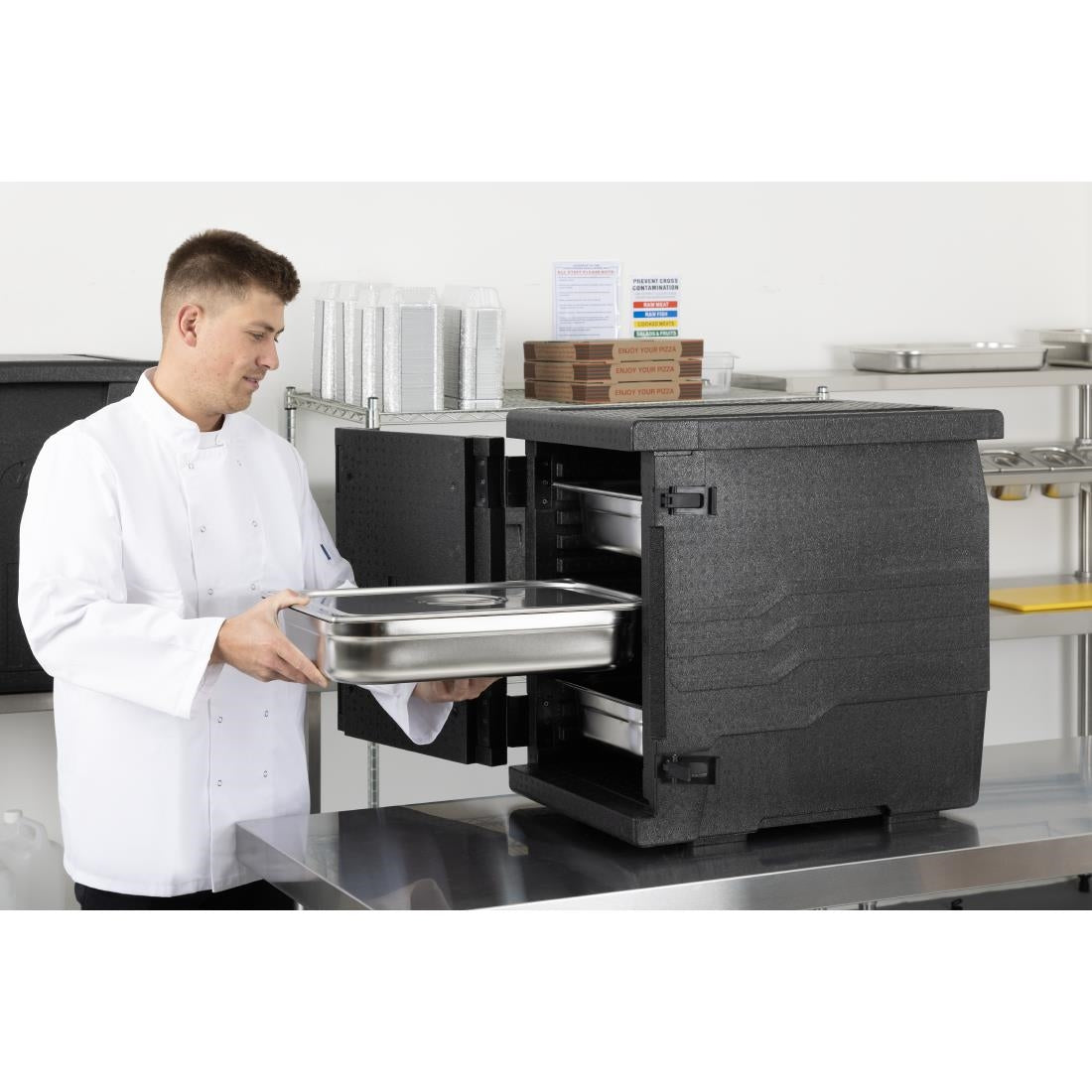 Vogue Insulated EPP Food Transport Box 86Ltr GN Size (645x440x630mm) • PAS-DX987