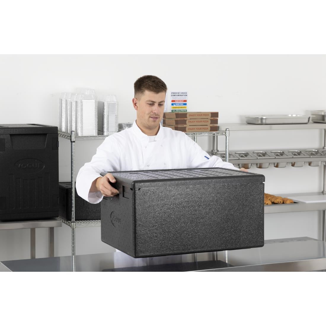 Vogue Insulated EPP Food Transport Box 81Ltr for Patisserie Trays (690x490x369mm) • PAS-DX989