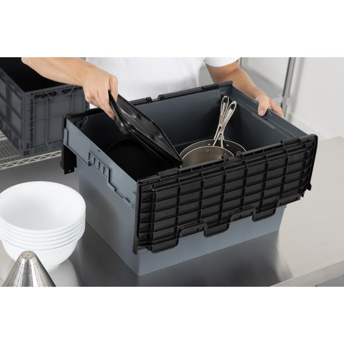 Vogue Plastic Transport Storage Crate with Attached Lid 600x400x320mm (Black. 600x400x320mm) • PAS-DX995