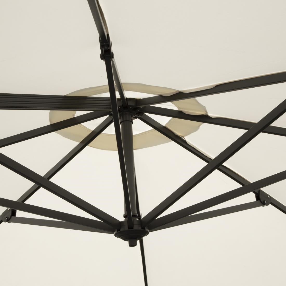 Bolero Venice Heavy Duty Umbrella Cream 3.5m • PAS-FU507