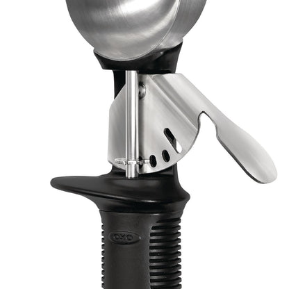 OXO Trigger Ice Cream Scoop • PAS-FY129