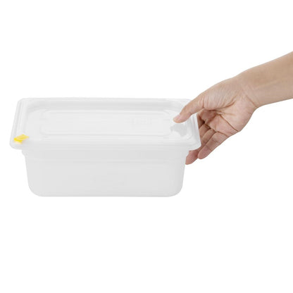 Hygiplas Click PP 1/4 GN Container with Lid & 7 Colour Clips 100mm 2.5Ltr (4 Pack) (1/4 GN Pan | With Lid and 7 colour clips | 100mm | 2.5Ltr | Pack 4) • PAS-FZ095