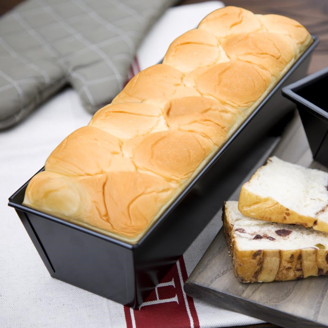 Vogue Non-Stick Loaf Tin 300mm • PAS-GD004