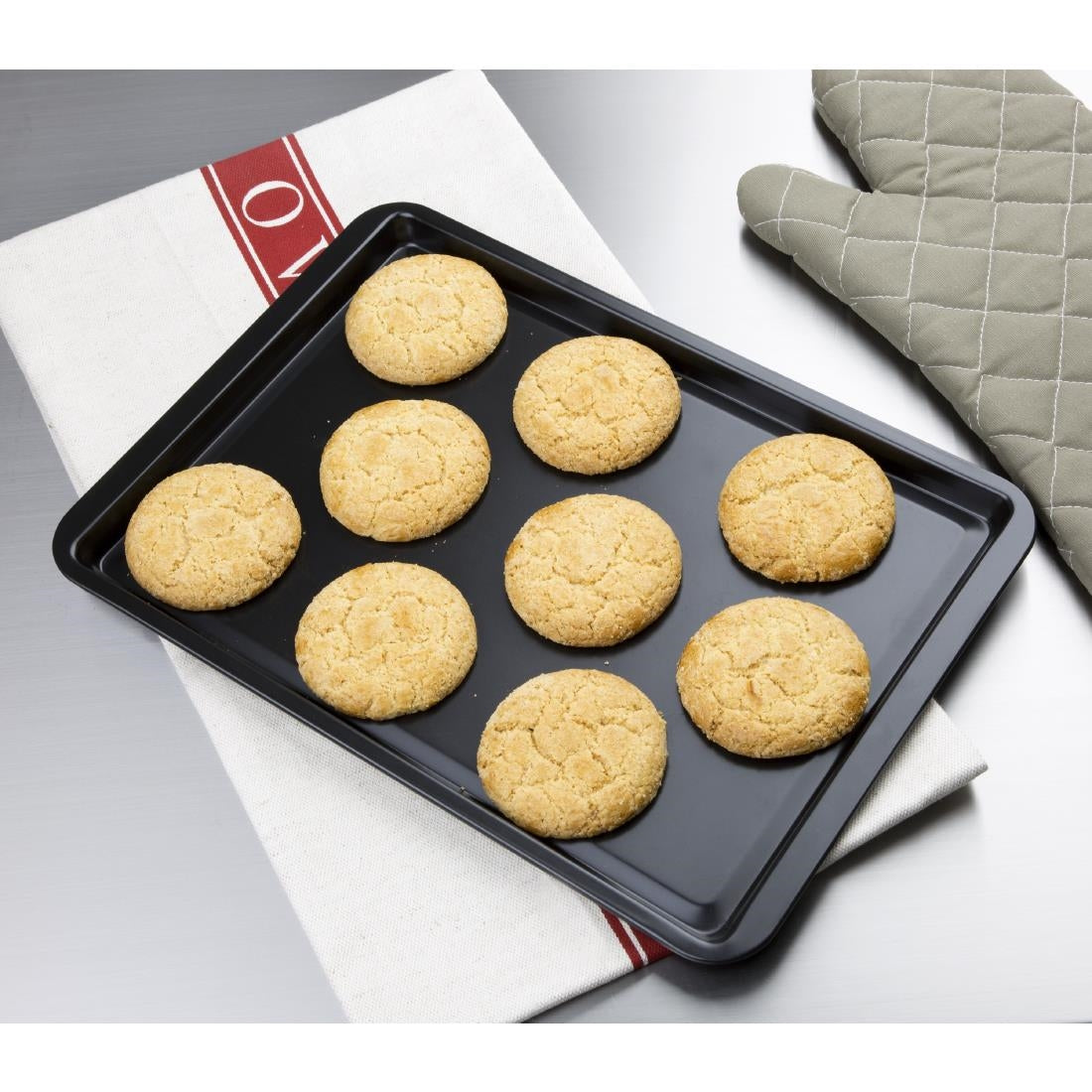 Vogue Non-Stick Baking Tray Small • PAS-GD014