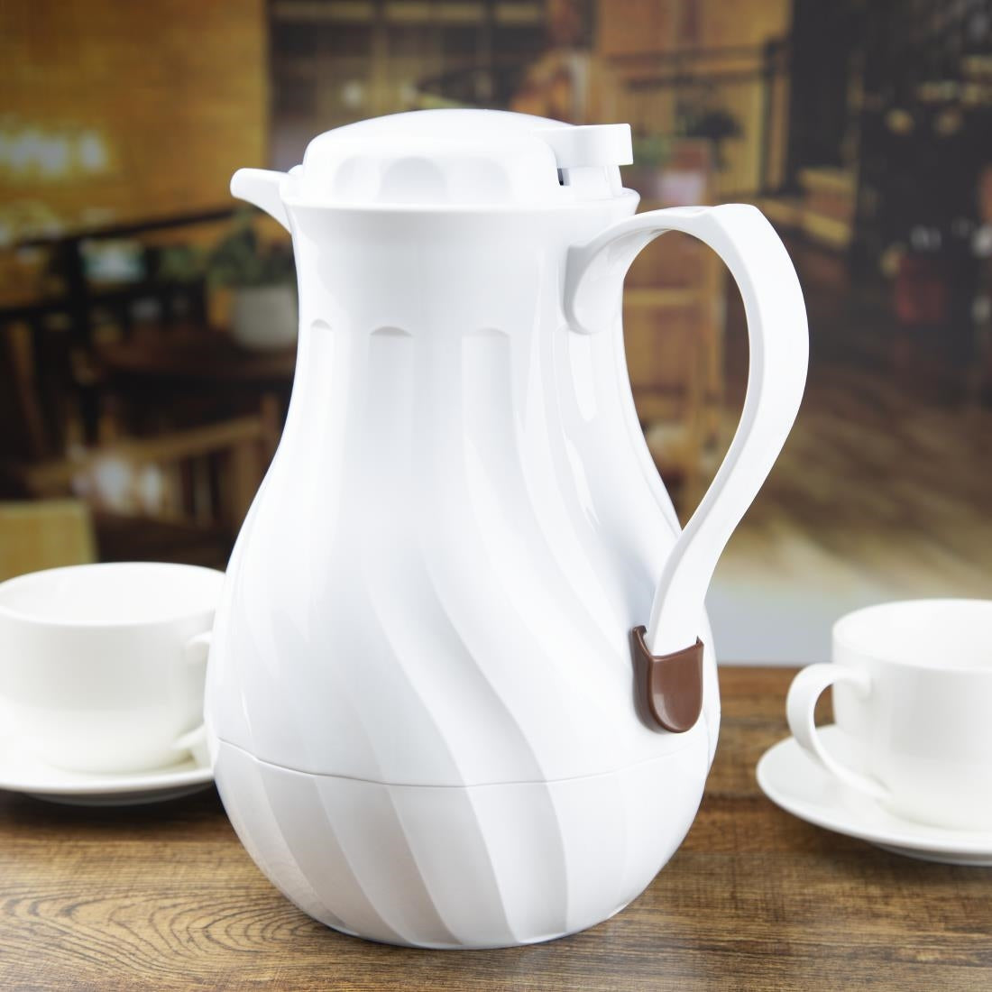 Olympia Insulated Swirl Jug White 2Ltr • PAS-GL971
