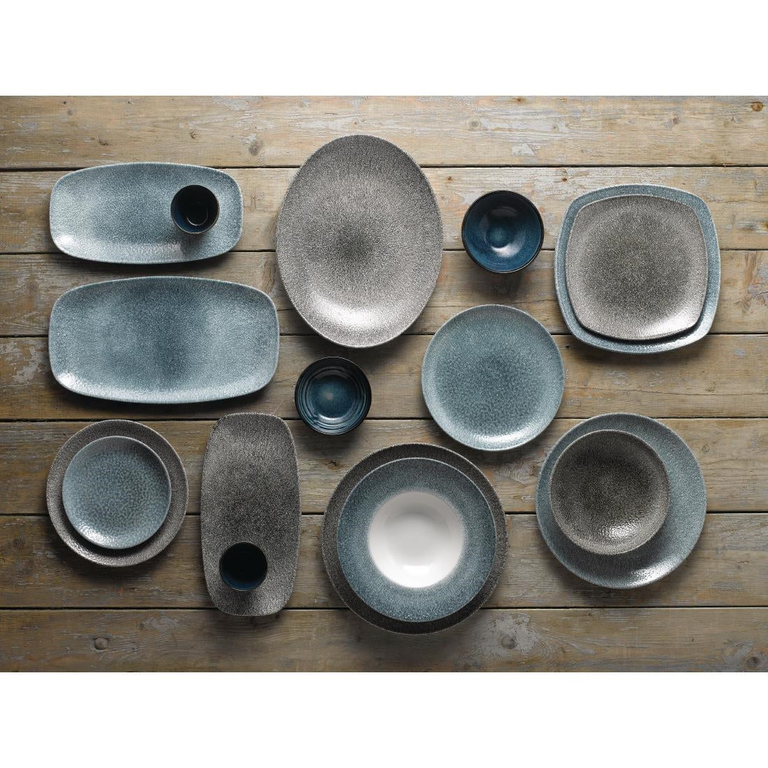 Churchill Studio Prints Raku Oval Coupe Plates Topaz Blue 317mm • PAS-HC784