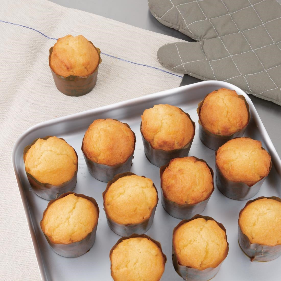 Vogue Aluminium Bakewell Pan 420x305mm • PAS-K434