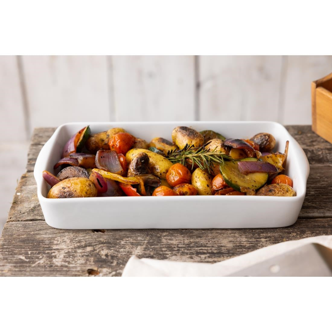 Olympia Whiteware Oblong Roasting Dishes 305 x 163mm (6 Pack) • PAS-W419