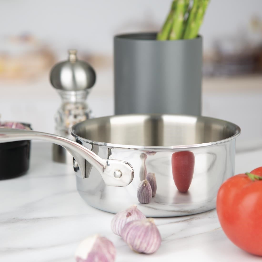 Vogue Stainless Steel & Aluminium Tri-Wall Saucepan 200mm • PAS-Y246
